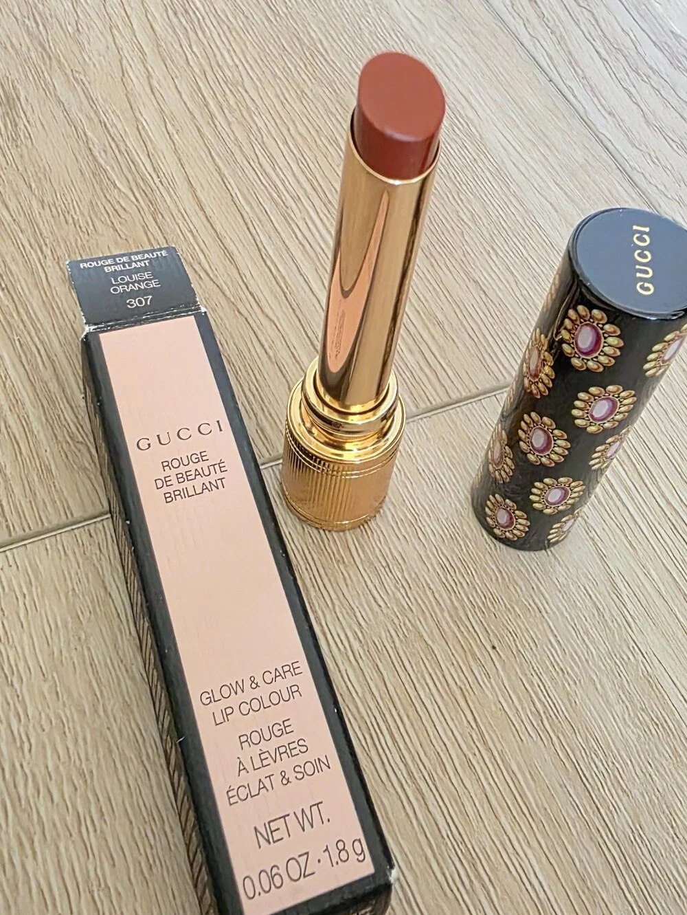 Gucci Rouge de Beauté Brillant Glow & Care Lipstick shade 307 Louise Orange